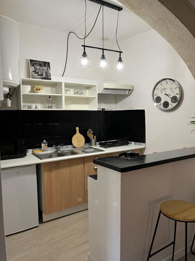L'Auberge Espagnole - Bed & Breakfast Apt Ngoại thất bức ảnh
